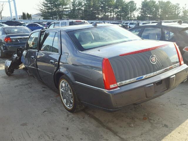 1G6KH5E64BU138781 - 2011 CADILLAC DTS PREMIU GRAY photo 3