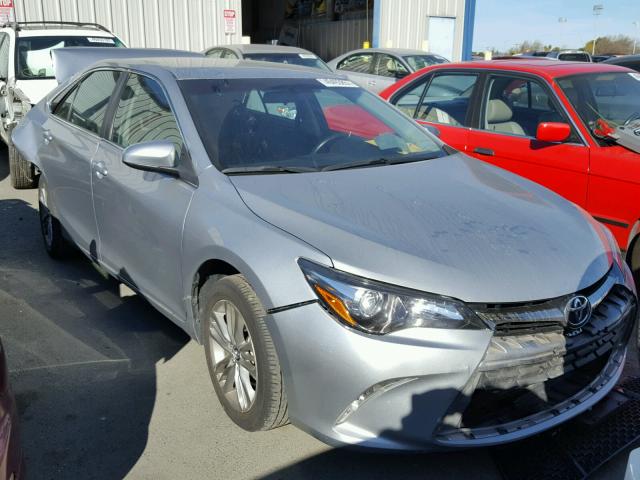 4T1BF1FK3GU138071 - 2016 TOYOTA CAMRY LE SILVER photo 1