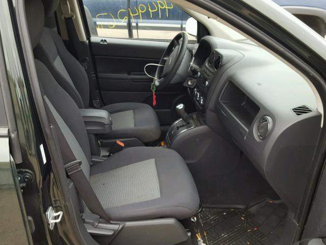 1J4NT4FB3AD660387 - 2010 JEEP COMPASS SP GREEN photo 5