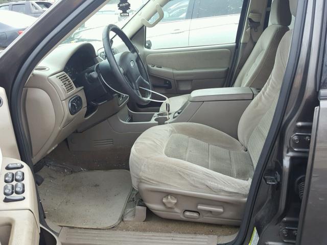 1FMZU73E25UB66771 - 2005 FORD EXPLORER X GRAY photo 5