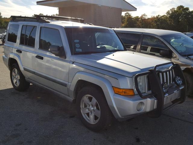 1J8HG48K86C157738 - 2006 JEEP COMMANDER SILVER photo 1
