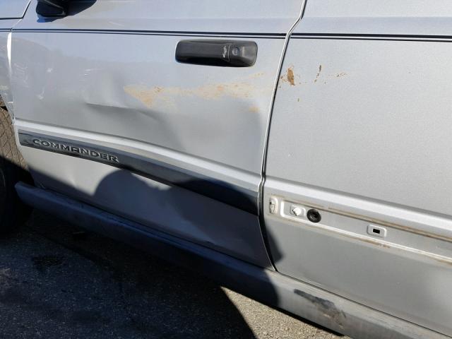 1J8HG48K86C157738 - 2006 JEEP COMMANDER SILVER photo 9