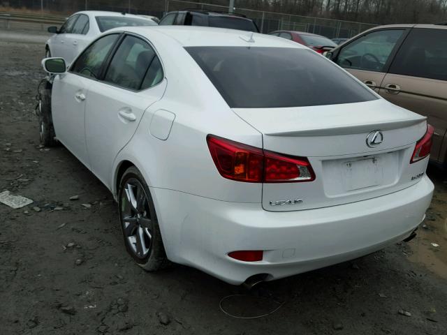 JTHBE5C29A5024580 - 2010 LEXUS IS 350 WHITE photo 3