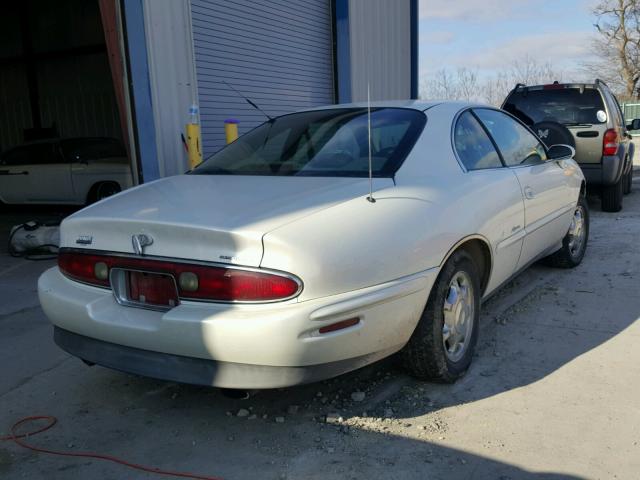 1G4GD2215W4709377 - 1998 BUICK RIVIERA WHITE photo 4