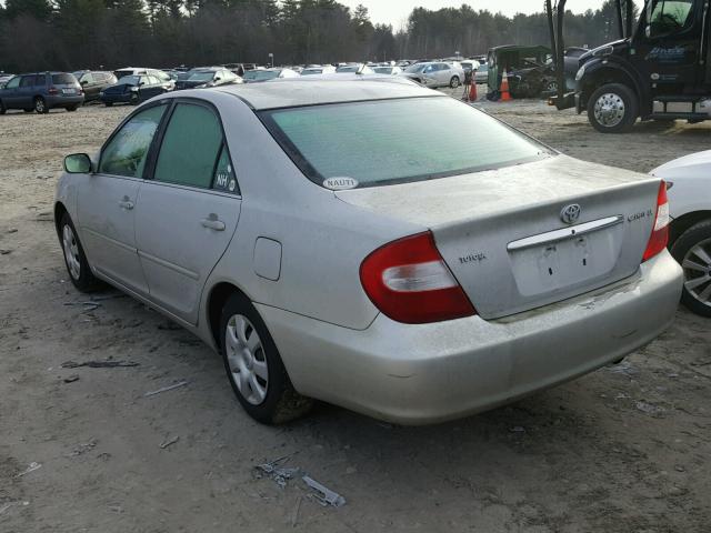 4T1BE32K42U581505 - 2002 TOYOTA CAMRY LE SILVER photo 3