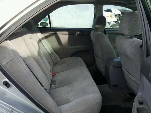 4T1BE32K42U581505 - 2002 TOYOTA CAMRY LE SILVER photo 6