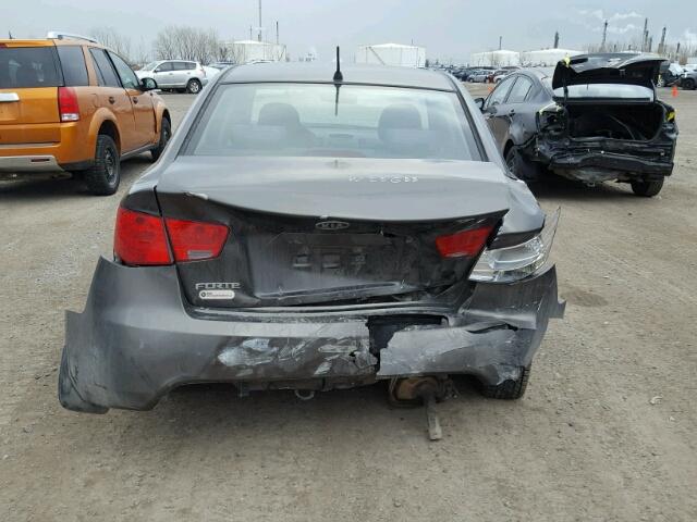 KNAFT4A20A5248632 - 2010 KIA FORTE LX GRAY photo 9