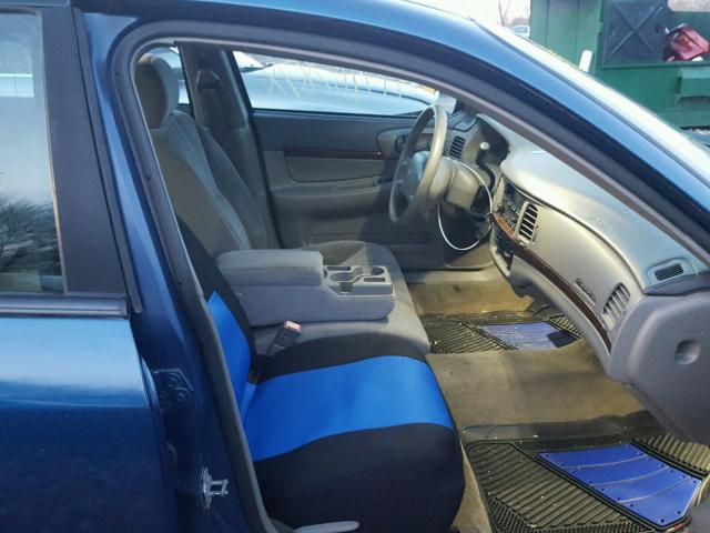 2G1WF52E559178457 - 2005 CHEVROLET IMPALA BLUE photo 5