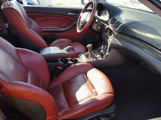 WBABN53421JU24889 - 2001 BMW 330 CI SILVER photo 5