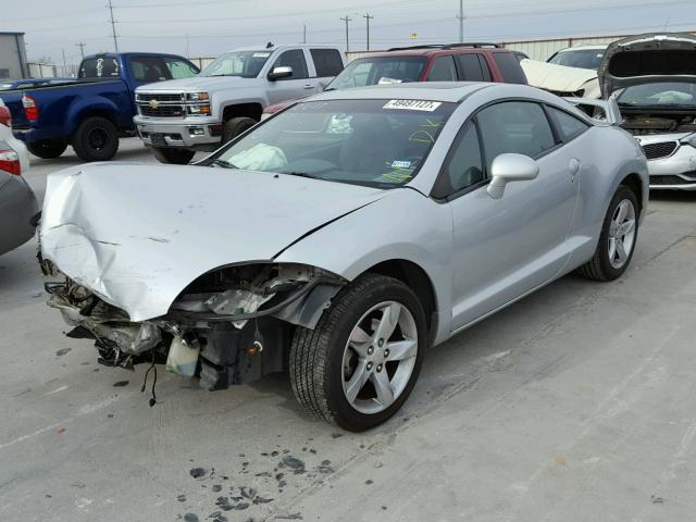 4A3AK24F88E010439 - 2008 MITSUBISHI ECLIPSE GS SILVER photo 2