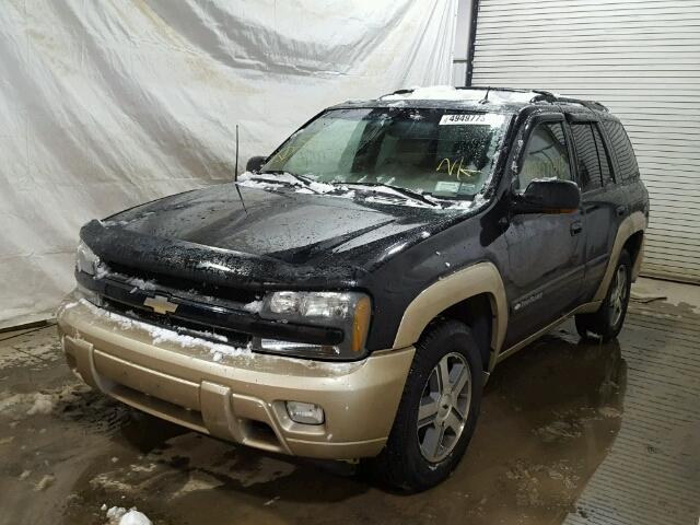 1GNDT13S242261448 - 2004 CHEVROLET TRAILBLAZE TWO TONE photo 2