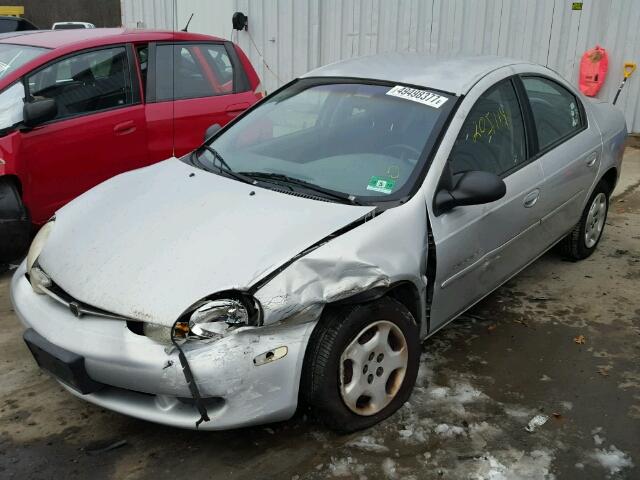 1B3ES46CXYD538719 - 2000 DODGE NEON BASE SILVER photo 2