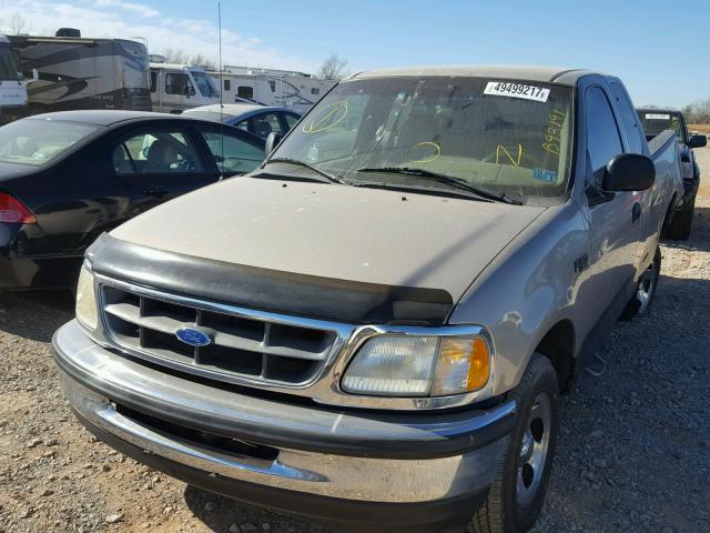 1FTDX1767VKB93191 - 1997 FORD F150 GOLD photo 2