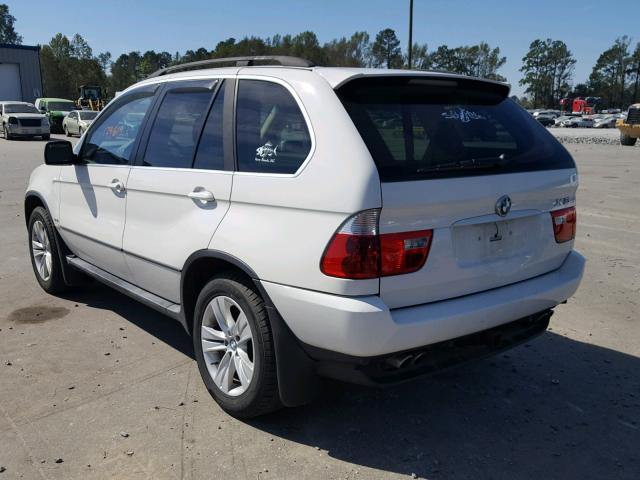 5UXFB53535LV10453 - 2005 BMW X5 4.4I WHITE photo 3