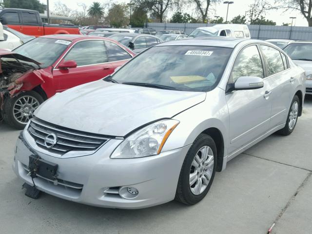 1N4AL2AP7CN563658 - 2012 NISSAN ALTIMA BAS SILVER photo 2