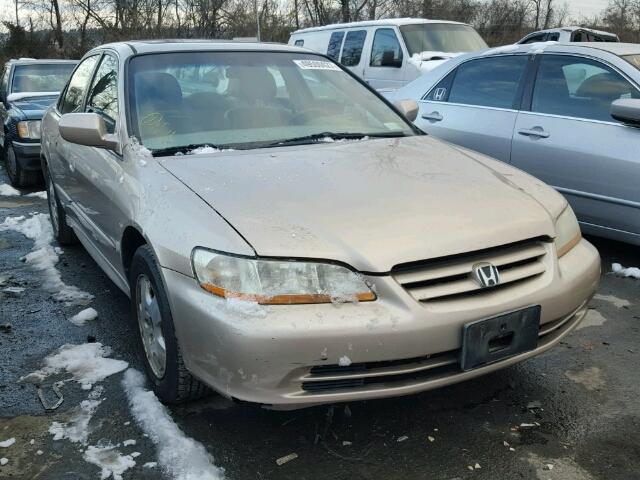 1HGCG16582A047101 - 2002 HONDA ACCORD EX GOLD photo 1