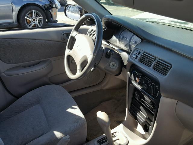 1Y1SK5284YZ405056 - 2000 CHEVROLET GEO PRIZM 白色 照片 9