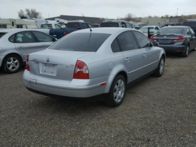 WVWTH63BX3P333422 - 2003 VOLKSWAGEN PASSAT GLX SILVER photo 4