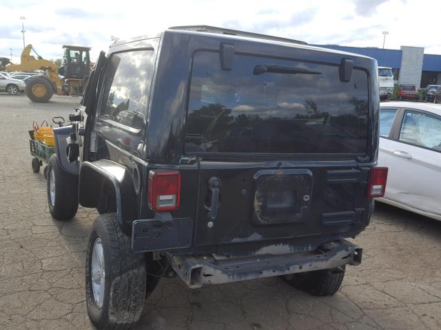 1J4AA5D15BL573473 - 2011 JEEP WRANGLER S Սև լուսանկար 3