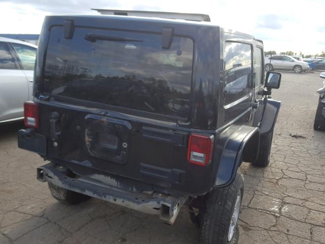 1J4AA5D15BL573473 - 2011 JEEP WRANGLER S Սև լուսանկար 4