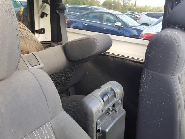 1J4AA5D15BL573473 - 2011 JEEP WRANGLER S Սև լուսանկար 6