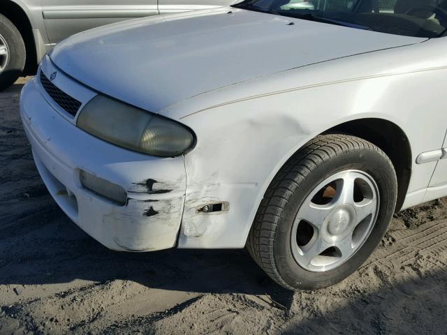 1N4BU31F1PC172523 - 1993 NISSAN ALTIMA XE WHITE photo 10