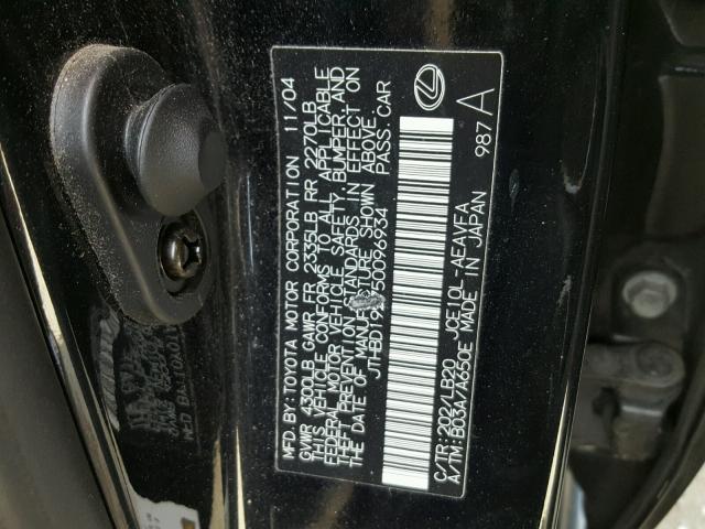 JTHBD192750096934 - 2005 LEXUS IS 300 BLACK photo 10