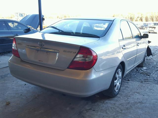 4T1BE32K22U531976 - 2002 TOYOTA CAMRY LE ვერცხლისფერი ფოტო 4