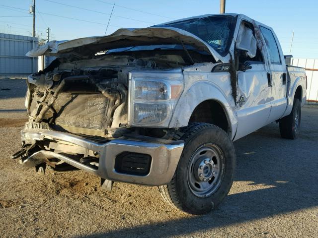 1FT7W2BTXGEB11071 - 2016 FORD F250 SUPER WHITE photo 2