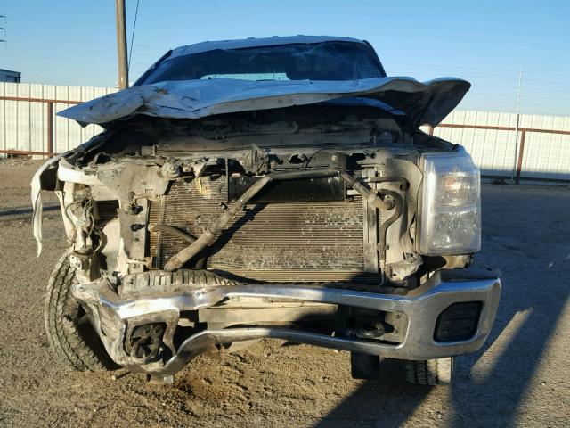 1FT7W2BTXGEB11071 - 2016 FORD F250 SUPER WHITE photo 9