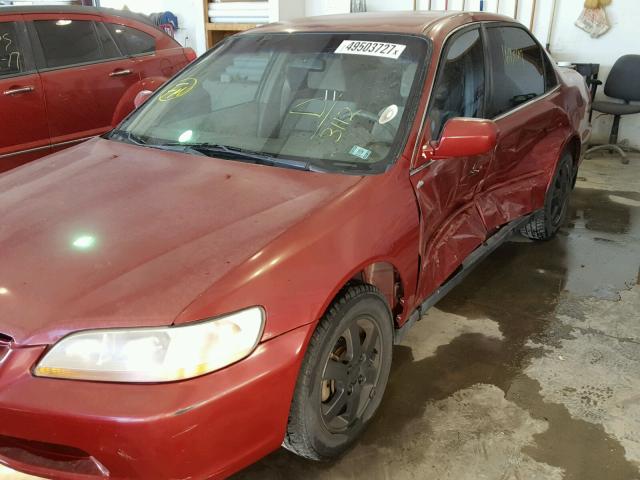 JHMCG5679YC003112 - 2000 HONDA ACCORD SE RED photo 9