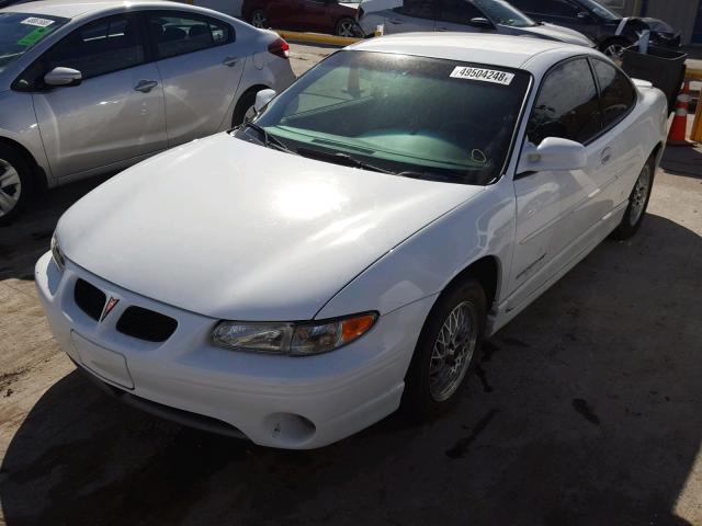 1G2WP12K6YF188658 - 2000 PONTIAC GRAND PRIX თეთრი ფოტო 2