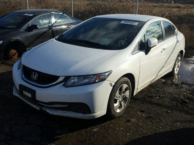 2HGFB2F47EH035794 - 2014 HONDA CIVIC LX WHITE photo 2