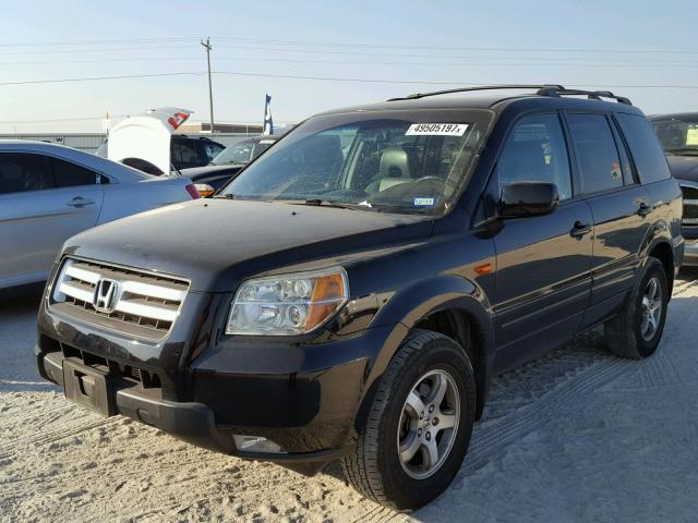 5FNYF18556B023047 - 2006 HONDA PILOT EX BLACK photo 2