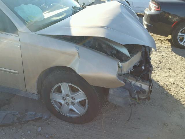 1G1ZT52845F297978 - 2005 CHEVROLET MALIBU LS GOLD photo 10