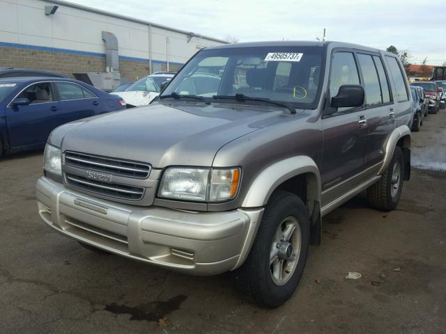 JACDJ58X327J07291 - 2002 ISUZU TROOPER S BEIGE photo 2