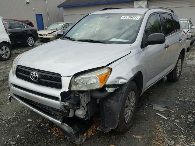 JTMZD33V386067897 - 2008 TOYOTA RAV4 SILVER photo 2