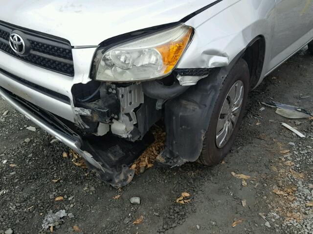 JTMZD33V386067897 - 2008 TOYOTA RAV4 SILVER photo 9