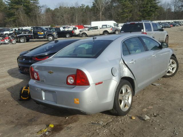 1G1ZG57B894206186 - 2009 CHEVROLET MALIBU LS SILVER photo 4