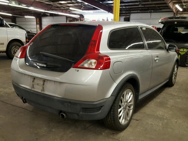 YV1MK672582048691 - 2008 VOLVO C30 T5 SILVER photo 4