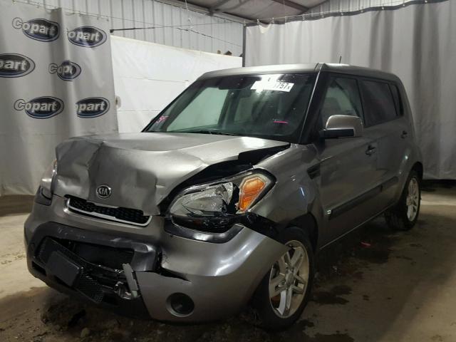 KNDJT2A24B7220453 - 2011 KIA SOUL + GRAY photo 2