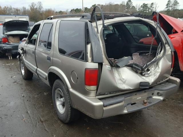 1GNCS13W5Y2182234 - 2000 CHEVROLET BLAZER TAN photo 3