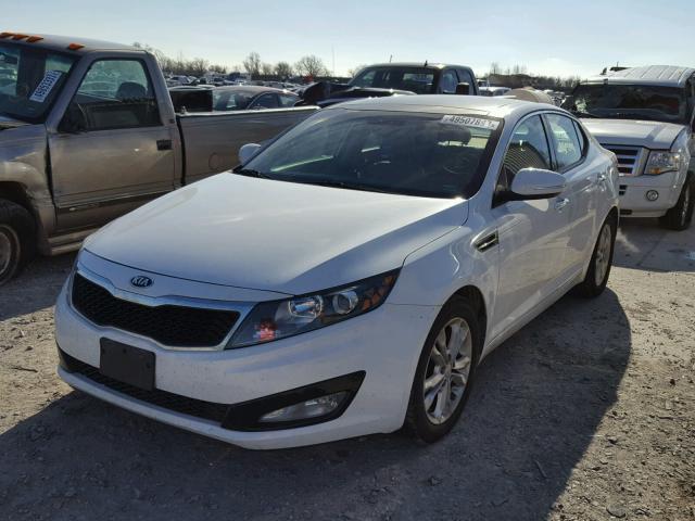 5XXGN4A79DG252286 - 2013 KIA OPTIMA EX WHITE photo 2