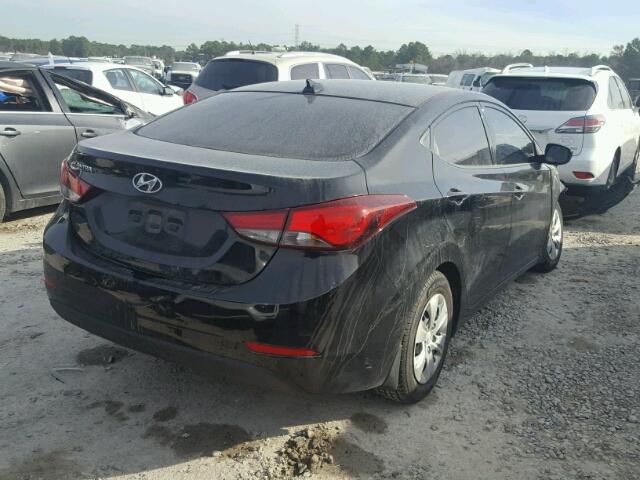 5NPDH4AE2GH669850 - 2016 HYUNDAI ELANTRA SE BLACK photo 4