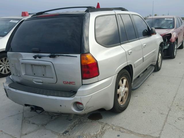 1GKDS13S742391998 - 2004 GMC ENVOY SILVER photo 4