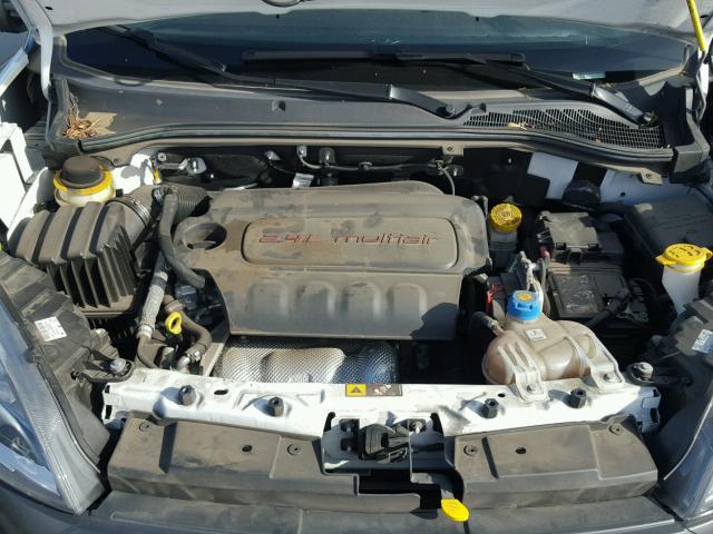 ZFBERFAT4G6C82793 - 2016 RAM PROMASTER 白色 照片 7