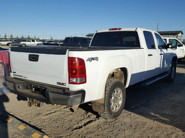 1GT423CG8CF138327 - 2012 GMC SIERRA K35 WHITE photo 4