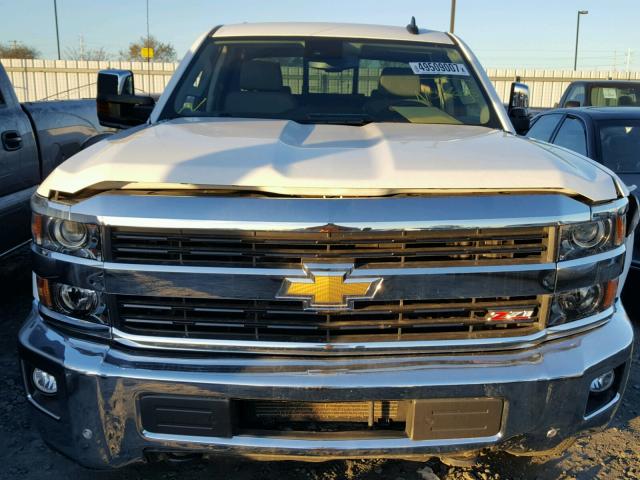 1GC1KWE81FF642023 - 2015 CHEVROLET SILVERADO WHITE photo 9