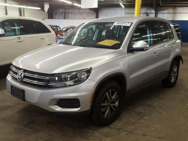 WVGBV3AX0EW534719 - 2014 VOLKSWAGEN TIGUAN S SILVER photo 2