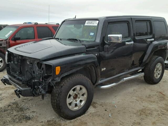 5GTDN136168291037 - 2006 HUMMER H3 BLACK photo 2